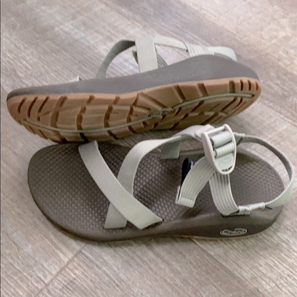 Women’s Chaco Sandals Size 7
